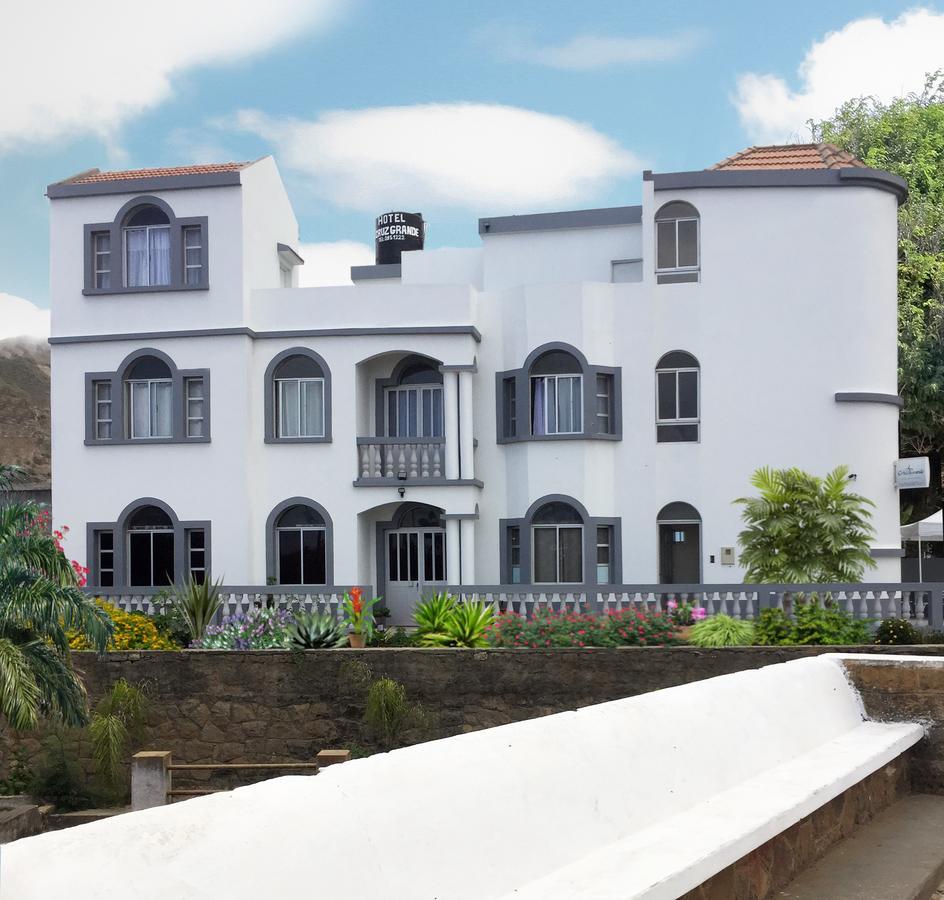 Hotel Cruz Grande-Brava Vila Nova Sintra Buitenkant foto